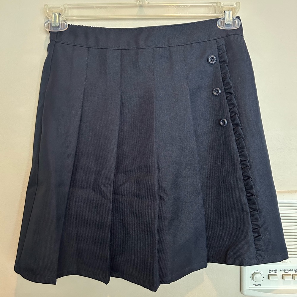 Brand; Chaps Size; 16 Color; Navy blue